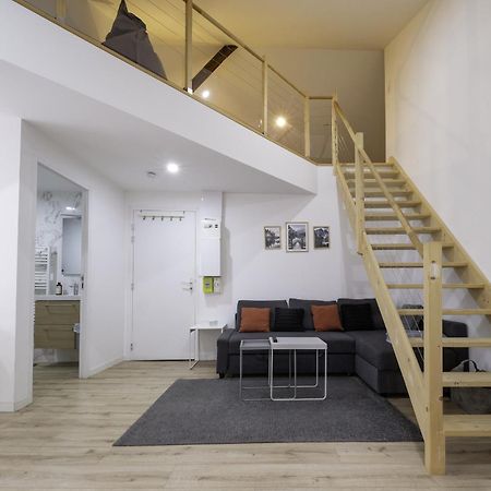 T2 Duplex Segre - Hyper Centre - Wifi - Netflix Apartment Luaran gambar